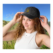 Load image into Gallery viewer, Thien Tam Embroidered Vintage Cotton Twill Cap, Thientamism, Thien Tam Dao, Hats For Men, Sun Hats For Women
